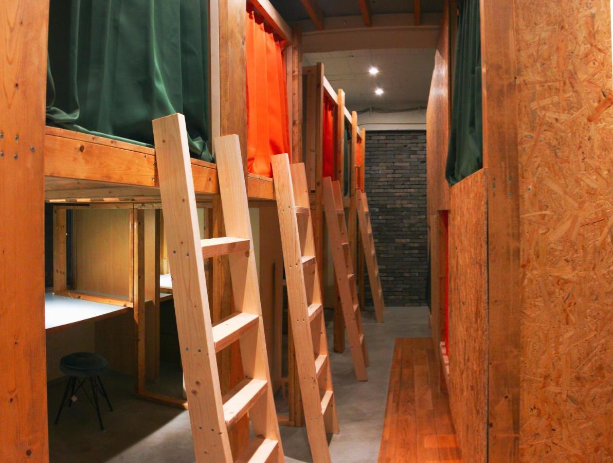 Kawa Dock Hostel Coliving Наґоя Екстер'єр фото